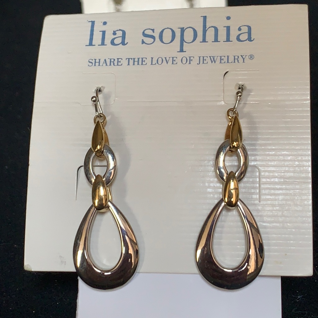 Lia Sophia Earrings 10$